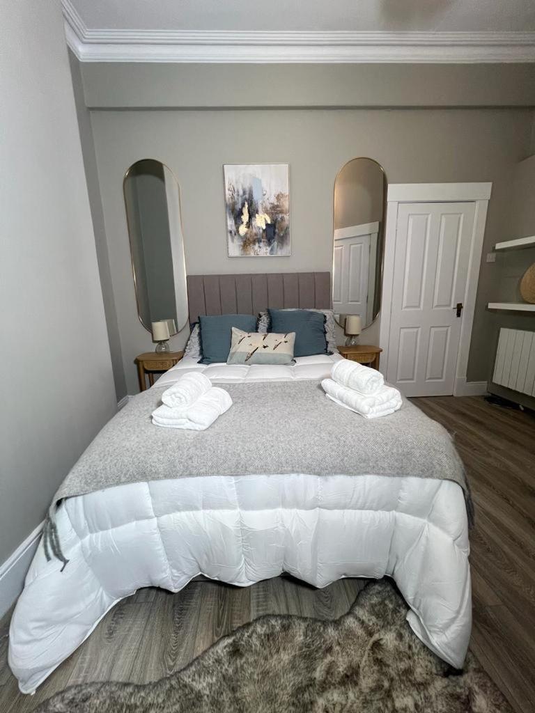 Apartamento No 6 Sea Whisper Portrush Habitación foto